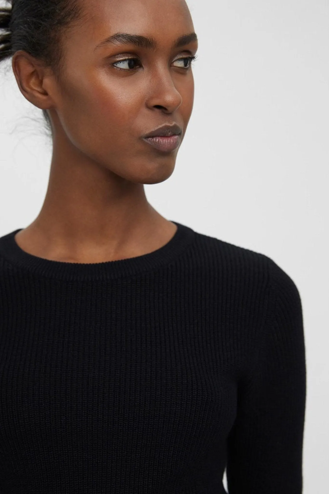 Lexsun O-Neck Pullover - Black